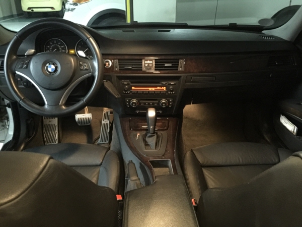 BMW335_5.JPG