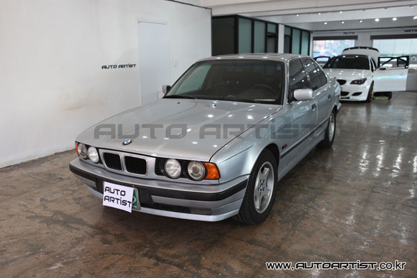 100_BMW e39(1994).jpg