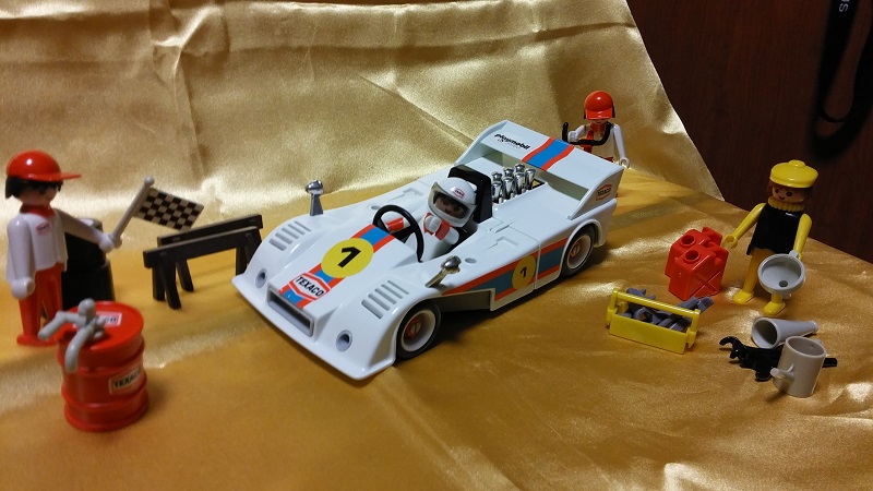 57_playmobil_racecar_1_1.jpg