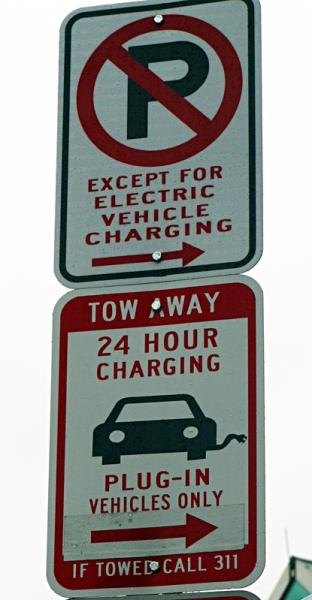 EV-Parking-Signs.jpg